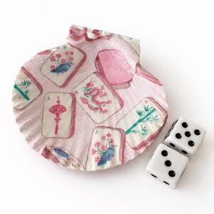 Mahjong dice dish / scallop shell / jewelry dish